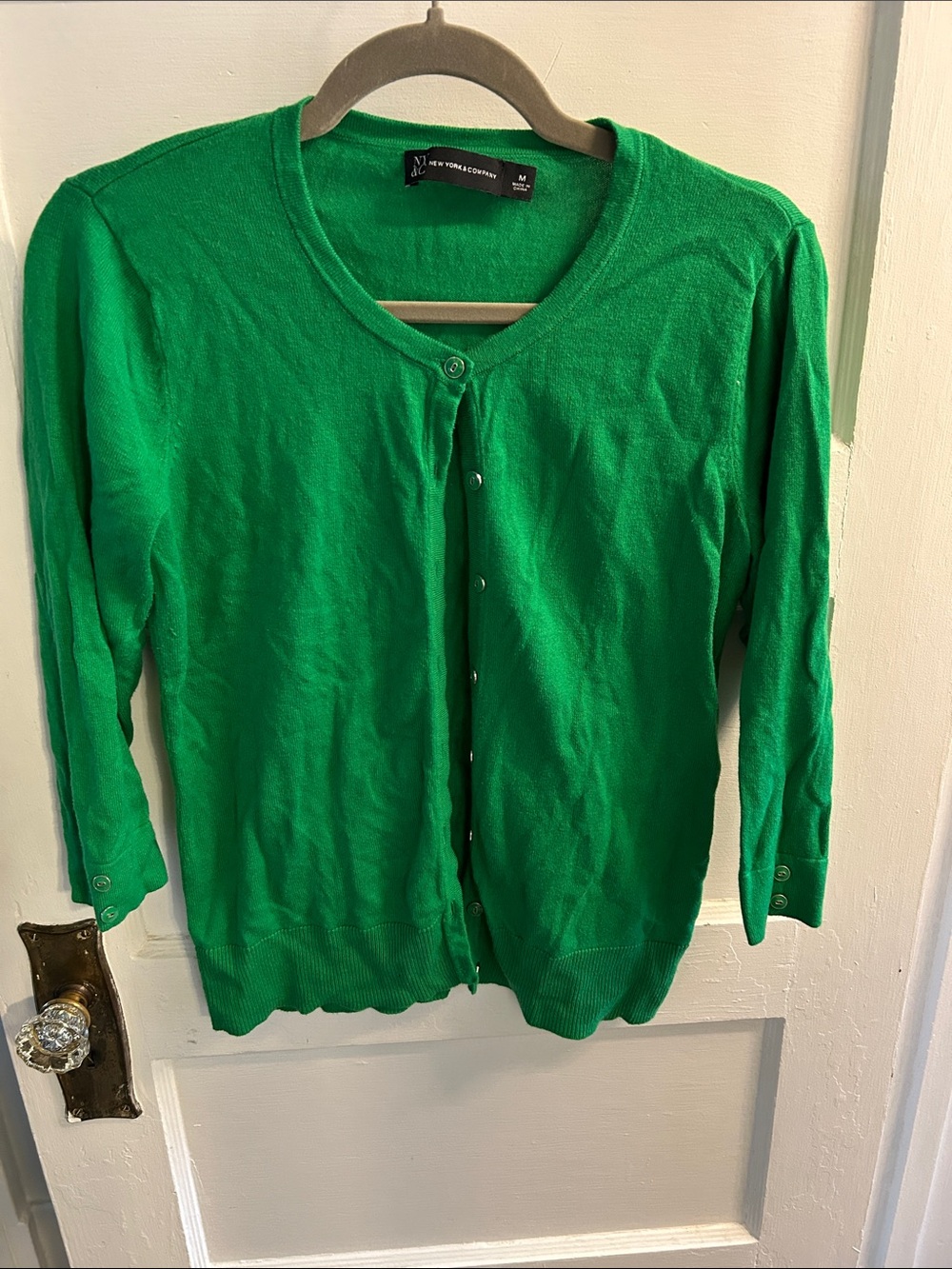 New York & Company Kelly Green Button-Front Crew Cardigan